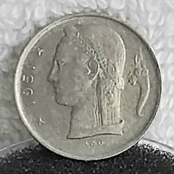 Circulated 1951 Belgium 1 Franc Dutch Text Belgie Coin Made of Copper/Nickel!! - Picture 2 of 3
